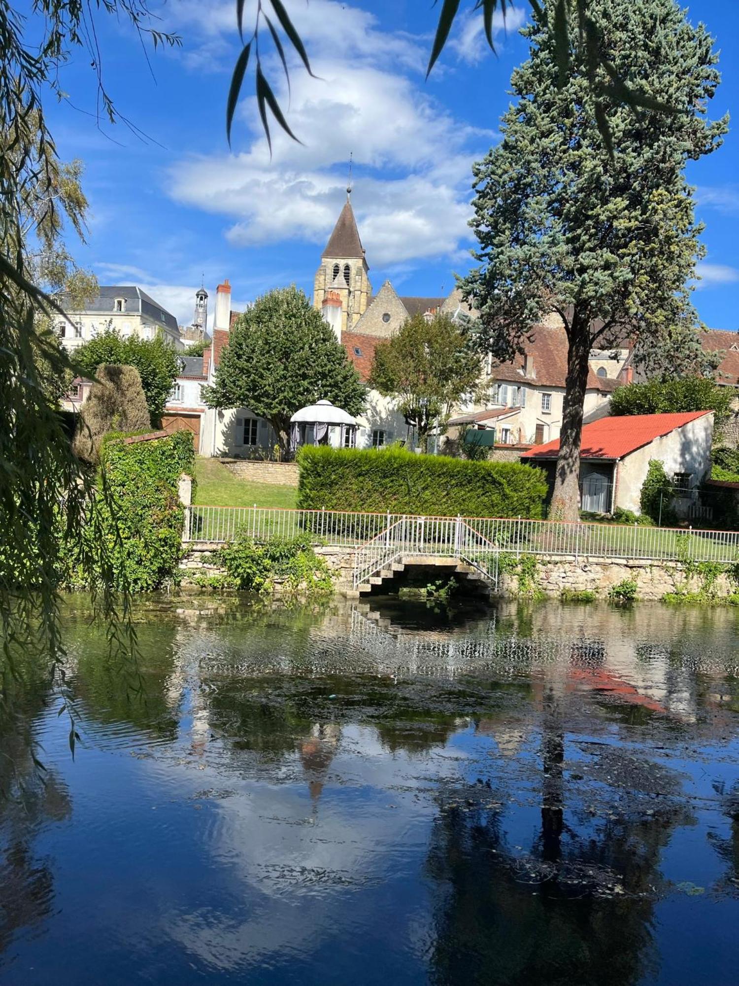 Studio Tropical , Vierzon , Proche Gare , Tout Confort Exteriér fotografie